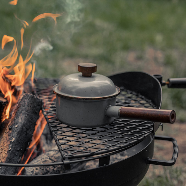 Barebones Enamel Saucepan on fire grill