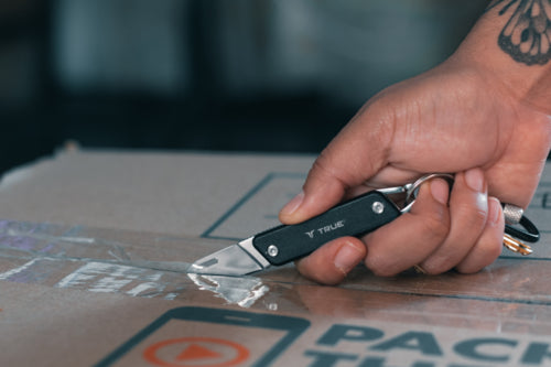 True Utility Modern Keychain Knife - Grey