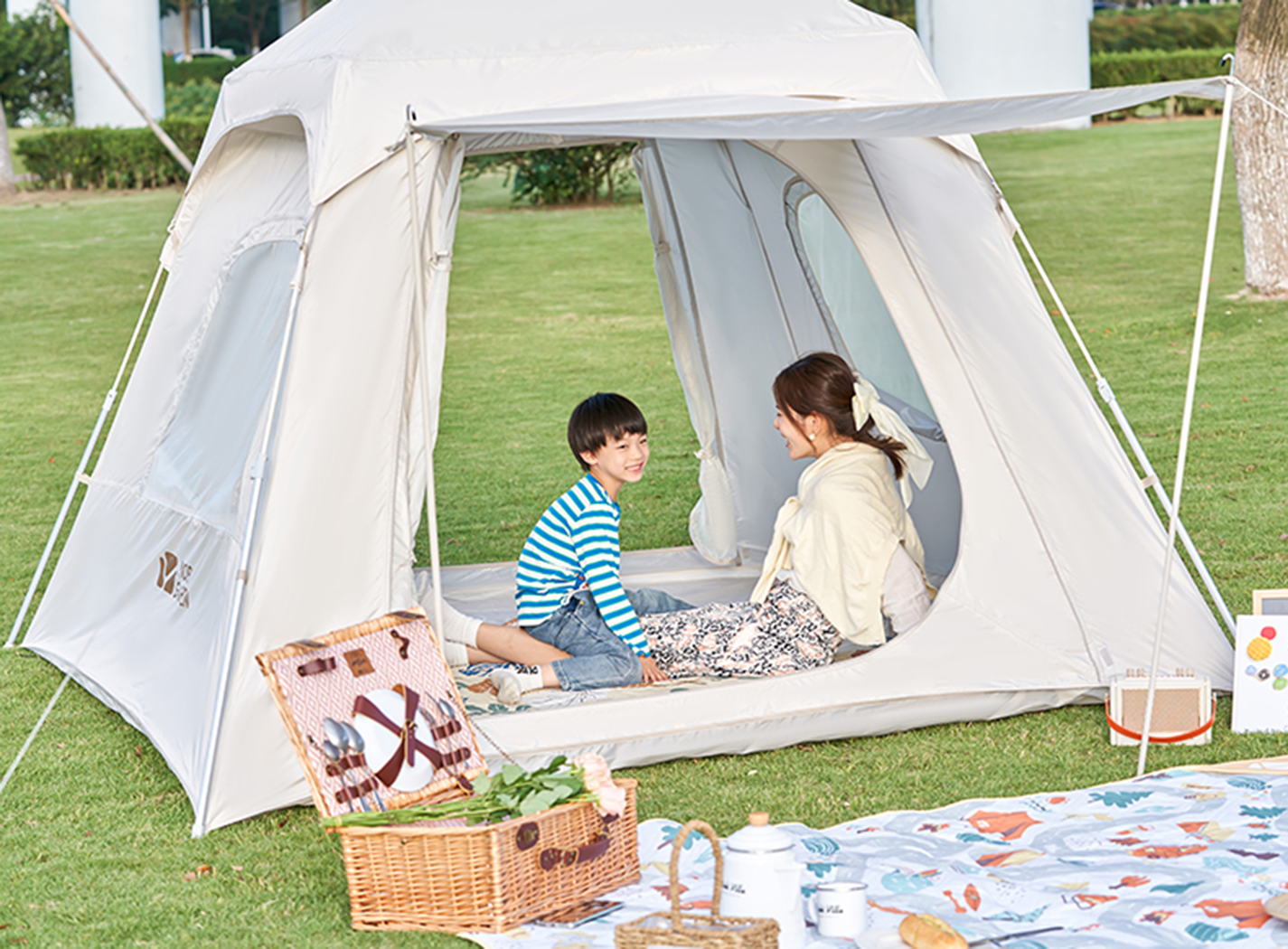 Mobi Garden Ling Dong 180 Space 4 person tent - Milky White