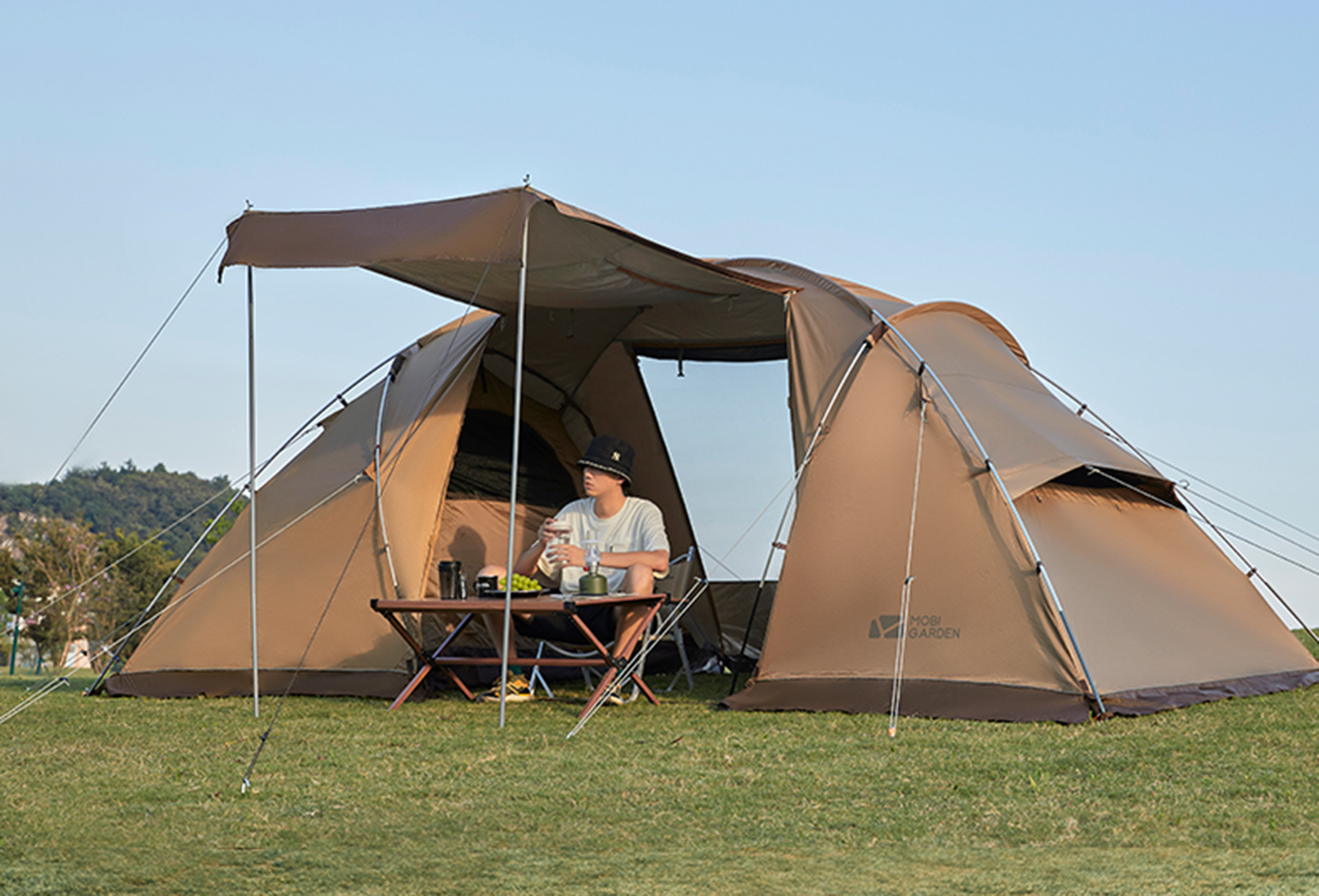 Mobi Garden Shi Jia 4 Oxford Cloth 3-4 person tent - Khaki