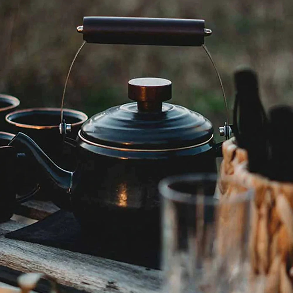 Barebones Enamel Teapot - Green