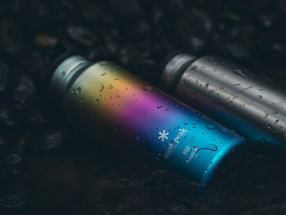 Snow Peak Titanium Aurora Bottle - Rainbow