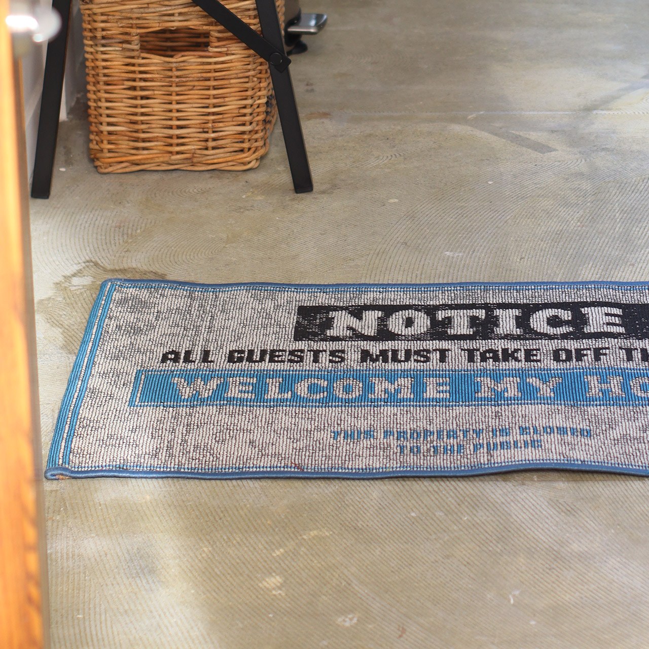 Post General To-Go Mat Notice